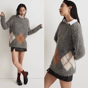 Madewell Wool Brushed Argyle Crewneck
Sweater Grey Tan Oversized Crewneck size M